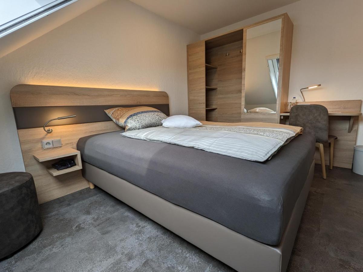 Hotel Zum Schwarzen Baeren Vohenstrauss Exteriér fotografie