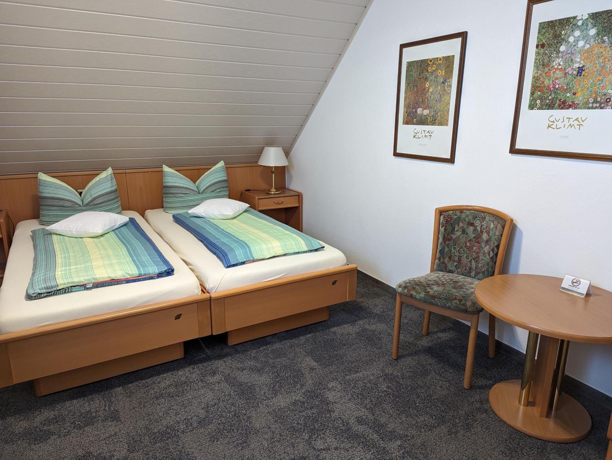 Hotel Zum Schwarzen Baeren Vohenstrauss Exteriér fotografie